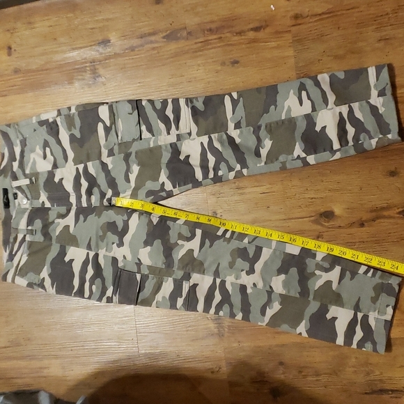 J crew cargo camouflage pants excellent condition - Picture 1 of 7